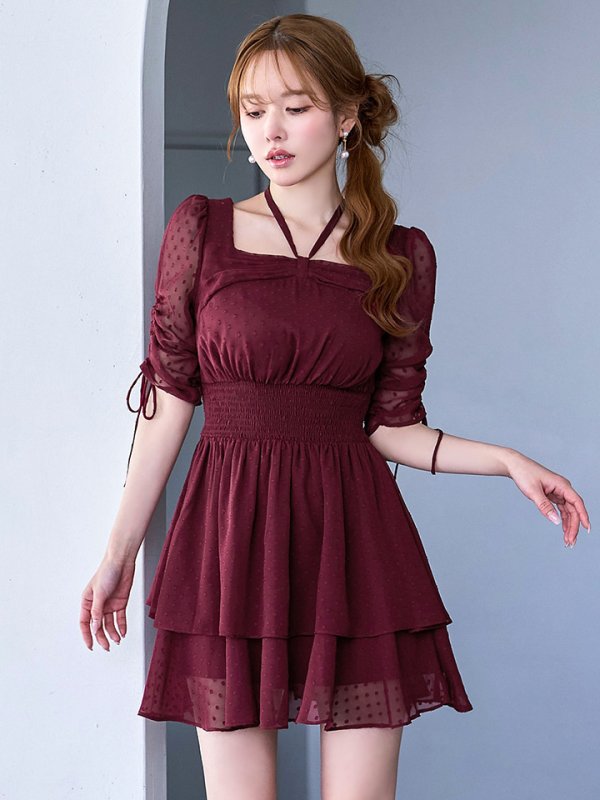 バーガンディ モデル：ゆめ　身長：160cm　着用サイズ：7号(Sサイズ)