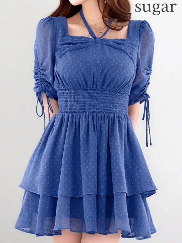 ブルー モデル：真優川咲　身長：158cm　着用サイズ：7号(Sサイズ)