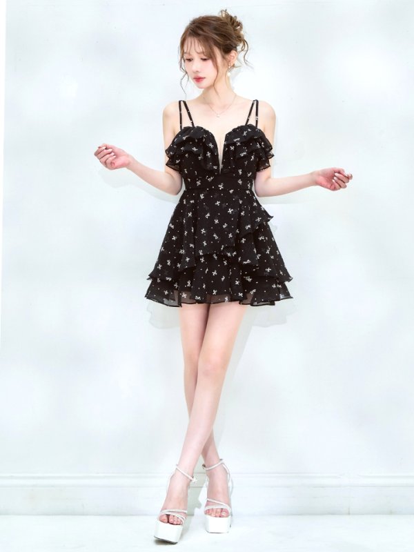 ブラック　モデル：ゆめ　身長：160cm　着用サイズ：8号(Sサイズ)