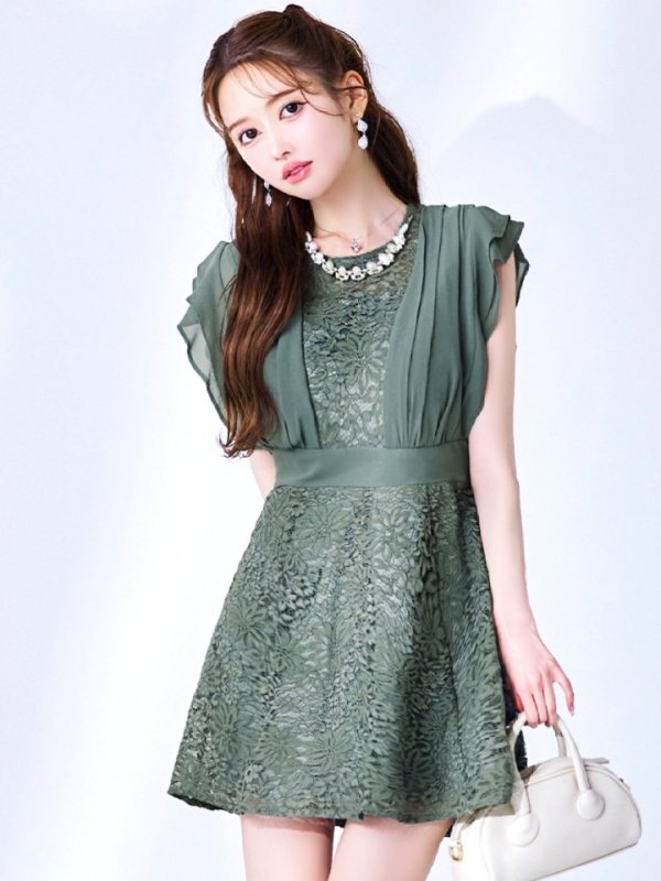 ダスティグリーン	モデル：ゆめ　身長：160cm　着用サイズ：8号(Sサイズ)