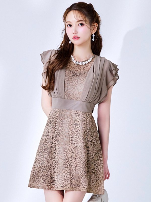 モーヴ　モデル：ゆめ　身長：160cm　着用サイズ：8号(Sサイズ)