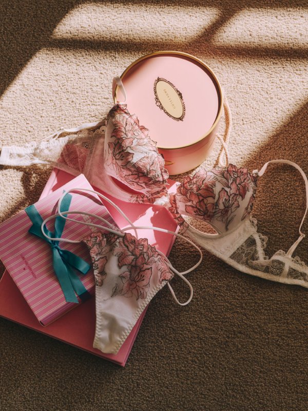 画像15: 【RAVIJOUR/ラヴィジュール】レミニセンス エンブレース ショーツ / レミニセンス エンブレース Tバック / ランジェリー / セクシーランジェリー / 下着【OF08】