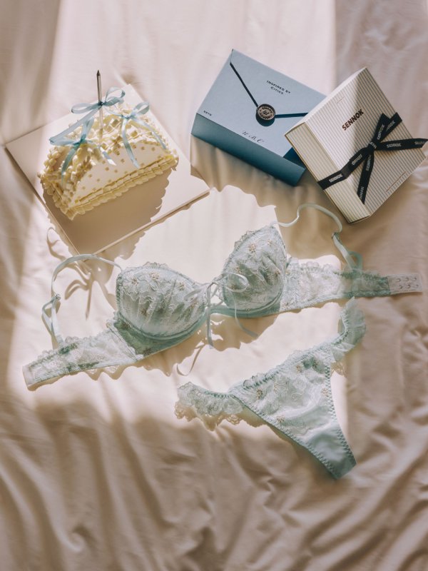 画像22: 【RAVIJOUR/ラヴィジュール】ラディアント ストレッチレース Tバック / ラディアント エンブレース Tバック / ランジェリー / セクシーランジェリー / 下着 / Tバック【OF08】