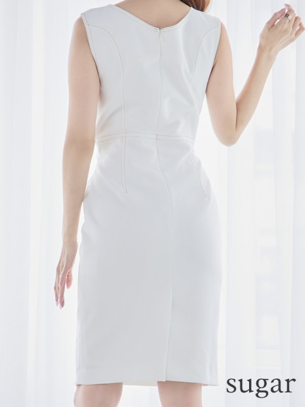 画像10: 【VELIQUE/ヴェリーク】ワンカラー/ チェーンモチーフ/ バックル/ ノースリーブ/ スリット/ タイト/ ひざ丈/ ミディアムドレス/ キャバドレス【HC02】