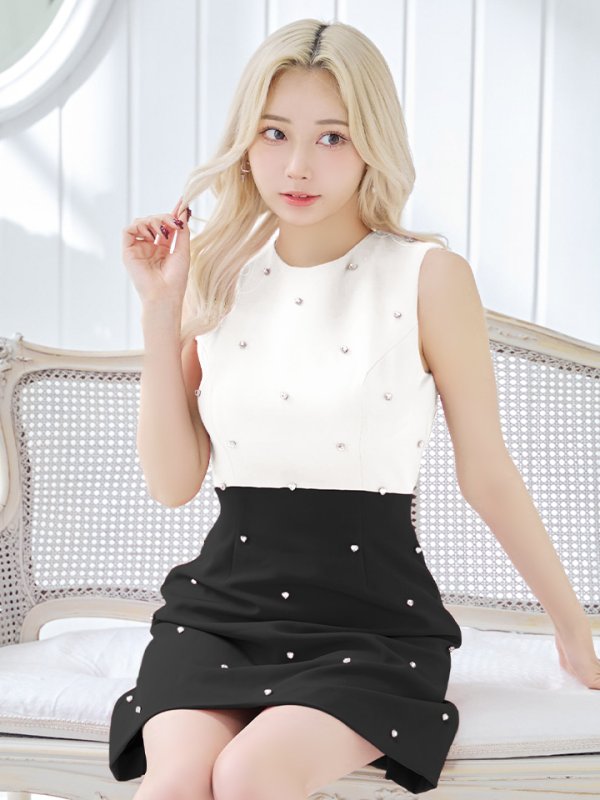 画像17: 【VELIQUE/ヴェリーク】ハートビジュー/ ワンカラー/ バックチェーン/ ノースリーブ/ Aライン/ フレア/ミニドレス/ キャバドレス【HC02】