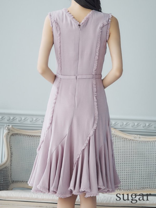 画像12: 【VELIQUE/ヴェリーク】シンプル/ ワンカラー/ フリンジ/ ウエストベルト/ ノースリーブ/ Aライン/ フレア/ 膝丈/ ミディアムドレス/ キャバドレス【HC02】