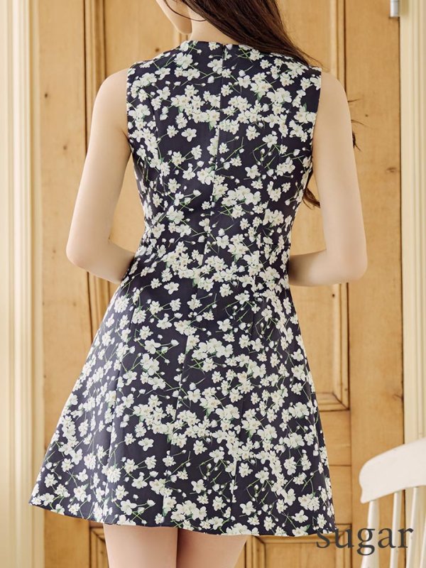 画像10: 【VELIQUE/ヴェリーク】フラワープリント/ カットアウト/ ノースリーブ/ ストレッチ/ フレア/ Aライン/ ワンピース/ ミニドレス/ キャバドレス【HC02】