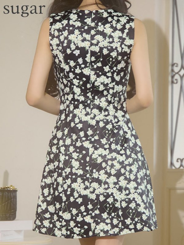 画像9: 【VELIQUE/ヴェリーク】フラワープリント/ カットアウト/ ノースリーブ/ ストレッチ/ フレア/ Aライン/ ワンピース/ ミニドレス/ キャバドレス【HC02】