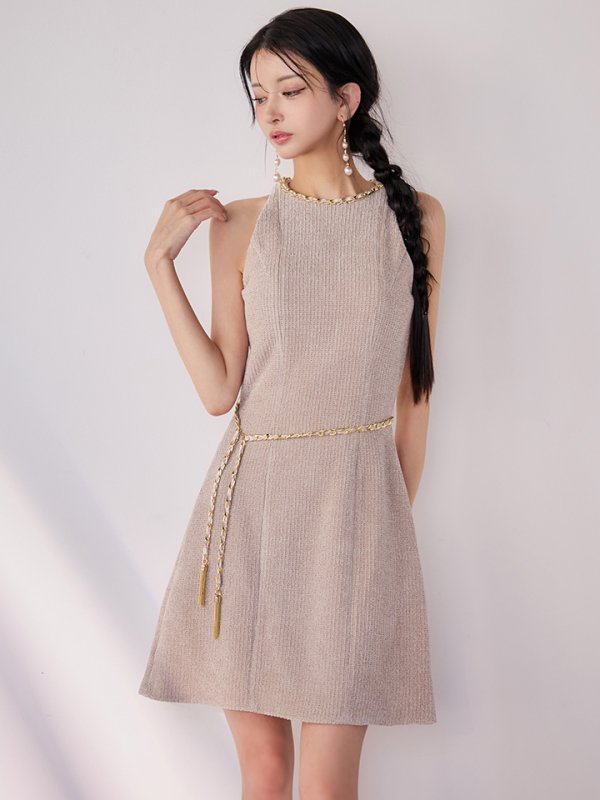 グレージュ モデル：まおちゃる　身長：158cm　着用サイズ：Sサイズ