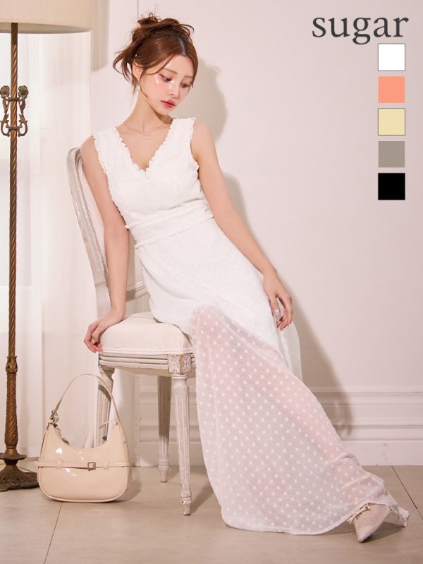 ホワイト　モデル：真優川咲　身長：158cm　着用サイズ：Sサイズ