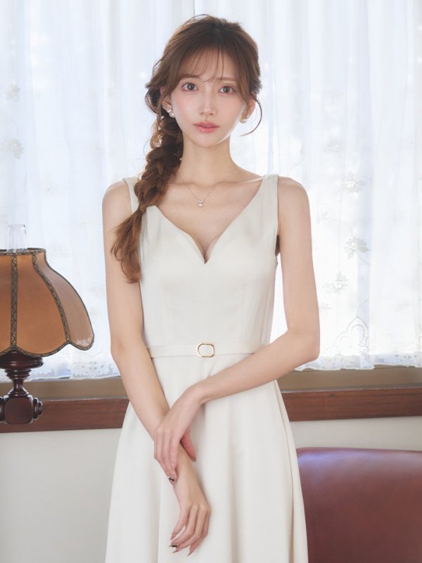 ホワイト モデル：ゆめ　身長：160cm　着用サイズ：Sサイズ