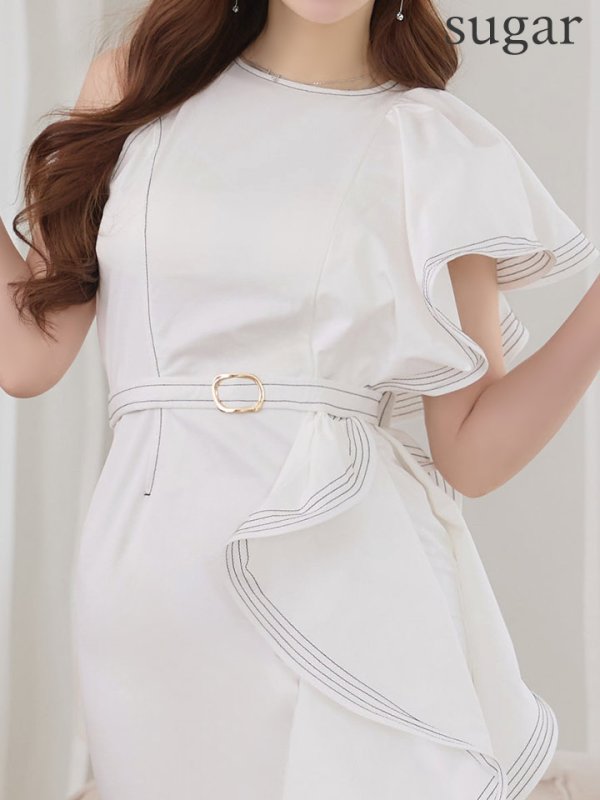 ホワイト　モデル：真優川咲　身長：158cm　着用サイズ：Sサイズ