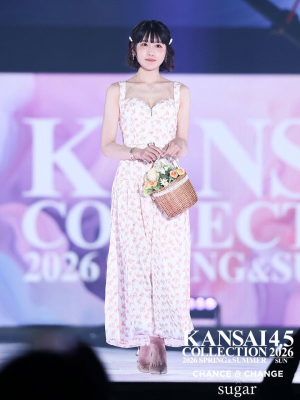 画像3: 【南柚子/関西コレクション着用】XS-Lサイズあり【DEA./ディア】フラワー/ マットサテン/ ギャザー/ フレア/ ワンピース/ ミディアムドレス/ キャバドレス[OF08]