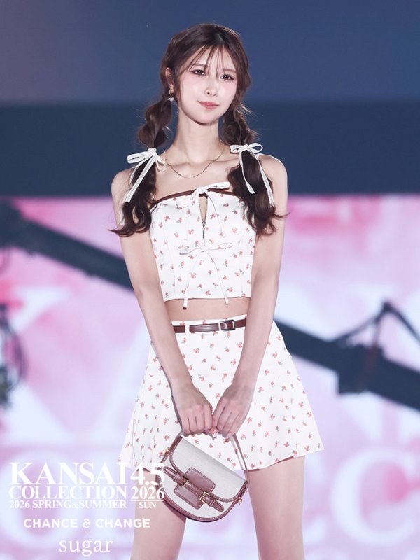 ピンク　モデル：さんご　身長：170cm　着用サイズ：Sサイズ