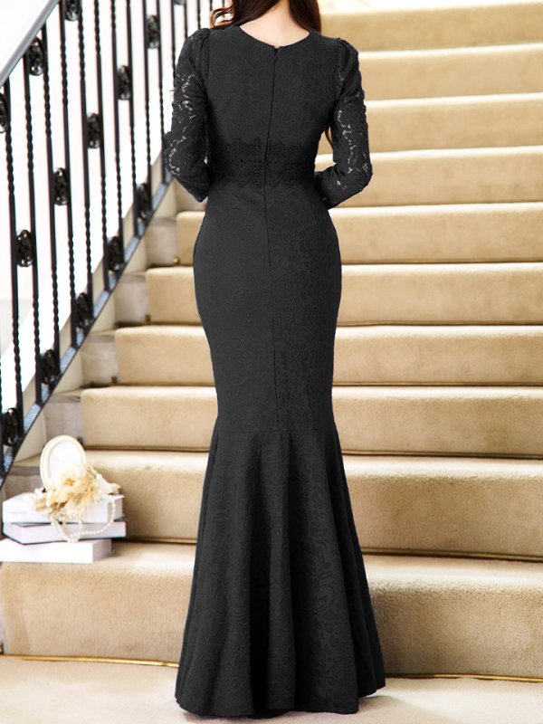 ブラック モデル:ゆめ 身長:160cm 着用サイズ:8号(Sサイズ)