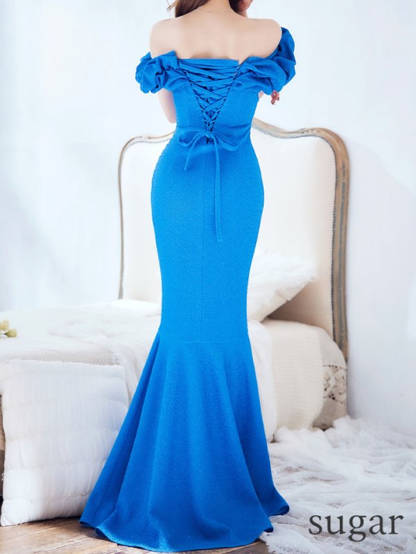 ペリーブルー モデル:真優川咲 身長:158cm:8号(Sサイズ)