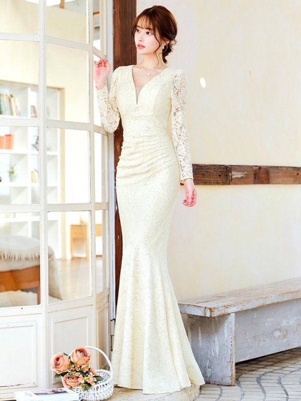 ライトベージュ モデル:ゆめ 身長:160cm 着用サイズ:8号(Sサイズ)