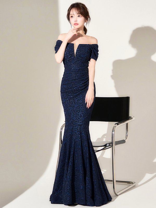 ネイビー　モデル：ゆめ　身長：160cm　着用サイズ：8号(Sサイズ)