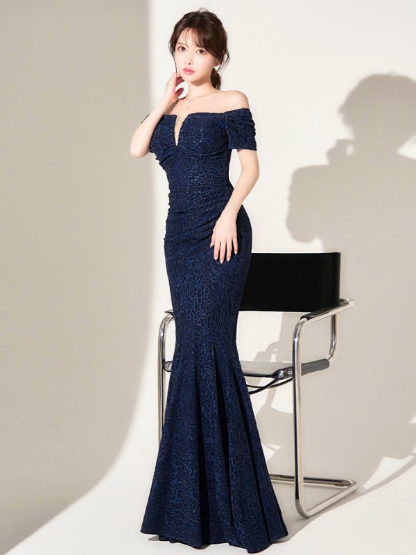 ネイビー　モデル：ゆめ　身長：160cm　着用サイズ：8号(Sサイズ)