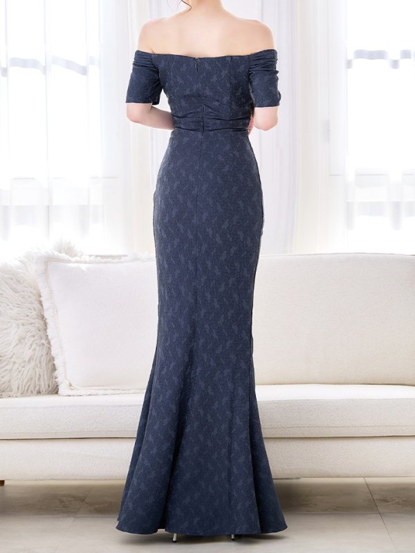 ネイビー モデル：ゆめ　身長：160cm　着用サイズ：8号(Sサイズ)