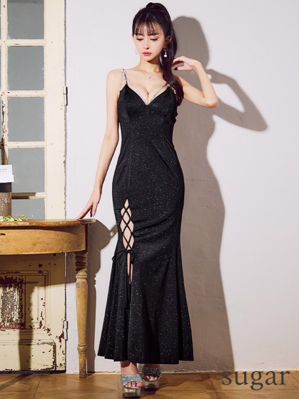 ブラック モデル:まおちゃる 身長:158cm 着用サイズ:Sサイズ