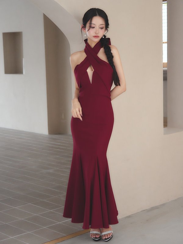 ワインレッド モデル：まおちゃる　身長：158cm　着用サイズ：Sサイズ