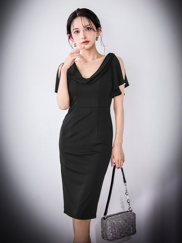 ブラック　モデル：まおちゃる　身長：158cm　着用サイズ：XSサイズ