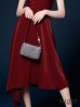 ワインレッド　モデル：明日花キララ　身長162cm　着用サイズ：Sサイズ