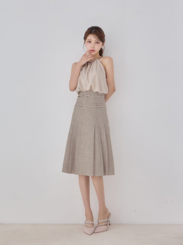 ベージュ　モデル：ももか　身長：156cm　着用サイズ：Sサイズ