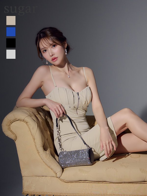 ベージュ モデル：ゆめ　身長：160cm　着用サイズ：Sサイズ