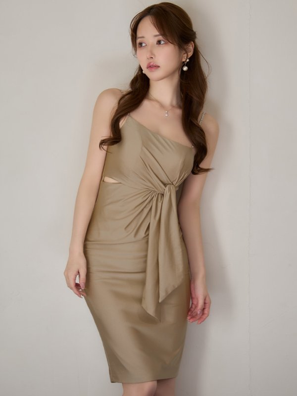 ベージュ モデル：ゆめ　身長：160cm　着用サイズ：XSサイズ