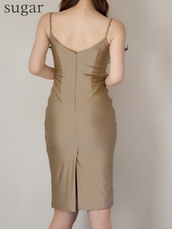 ベージュ モデル：ゆめ　身長：160cm　着用サイズ：XSサイズ