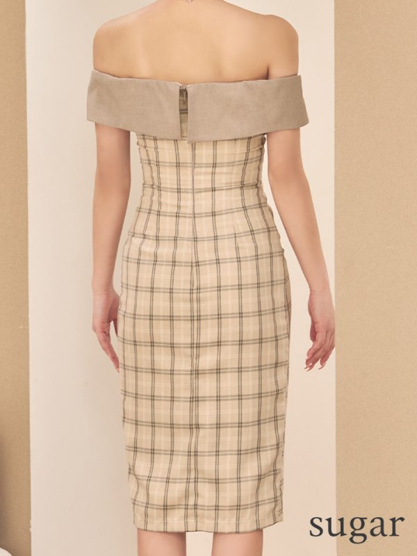 ベージュ　モデル：ふぶき　身長：161cm　着用サイズ：Sサイズ