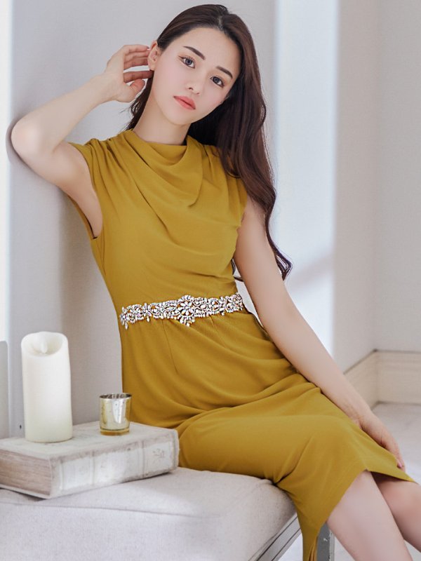 画像5: XSサイズあり【Veautt/ヴュート】【OF05】ハイネック/ ドレープ/ ウエストビジュー/ Vバック/ タイト/ ひざ丈/ ミディアム/ キャバドレス