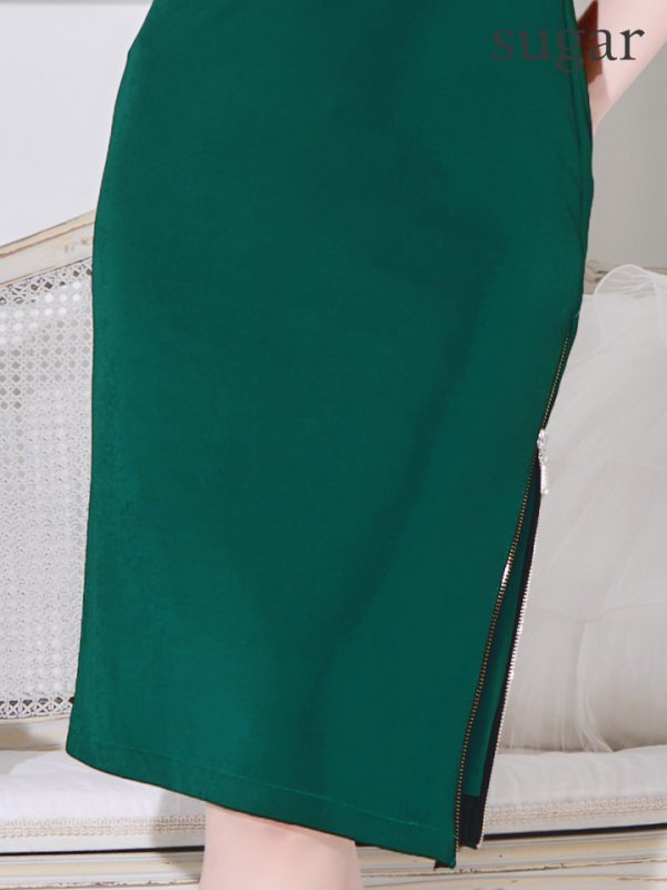 画像11: XSサイズあり【Veautt/ヴュート】【OF05】バックルデザイン/ オフショルダー/ ビジュー/ サイドファスナー/ タイト/ ミディアムドレス/ キャバドレス