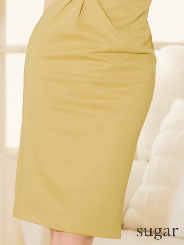 イエロー モデル:ゆめ 身長:160cm 着用サイズ:XSサイズ