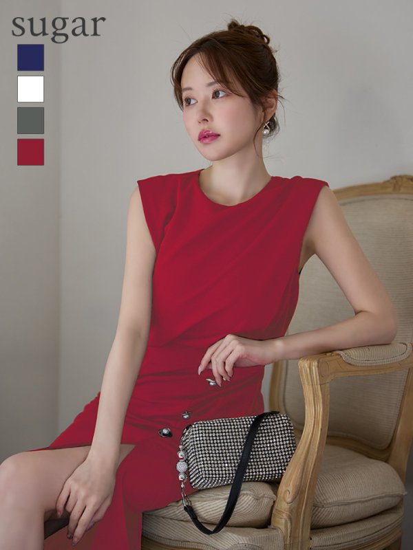 レッド モデル：ゆめ　身長：160cm　着用サイズ：Sサイズ