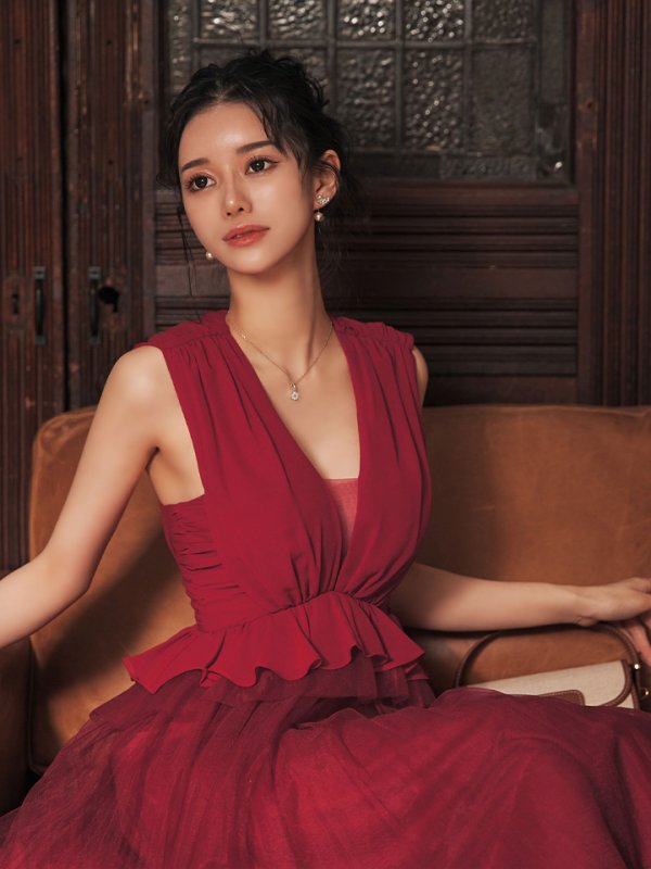 ワインレッド　モデル：ゆりお　身長：165cm　着用サイズ：Sサイズ