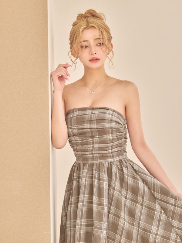 ベージュ　モデル：ふぶき　身長：161cm　着用サイズ：Sサイズ