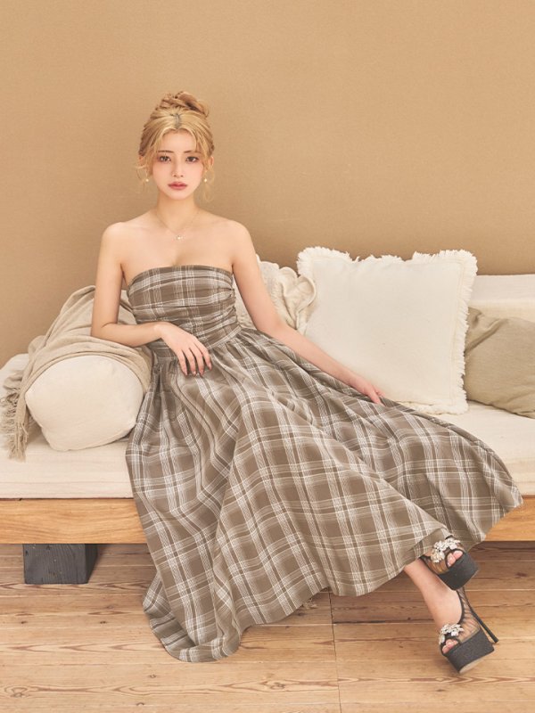 ベージュ　モデル：ふぶき　身長：161cm　着用サイズ：Sサイズ