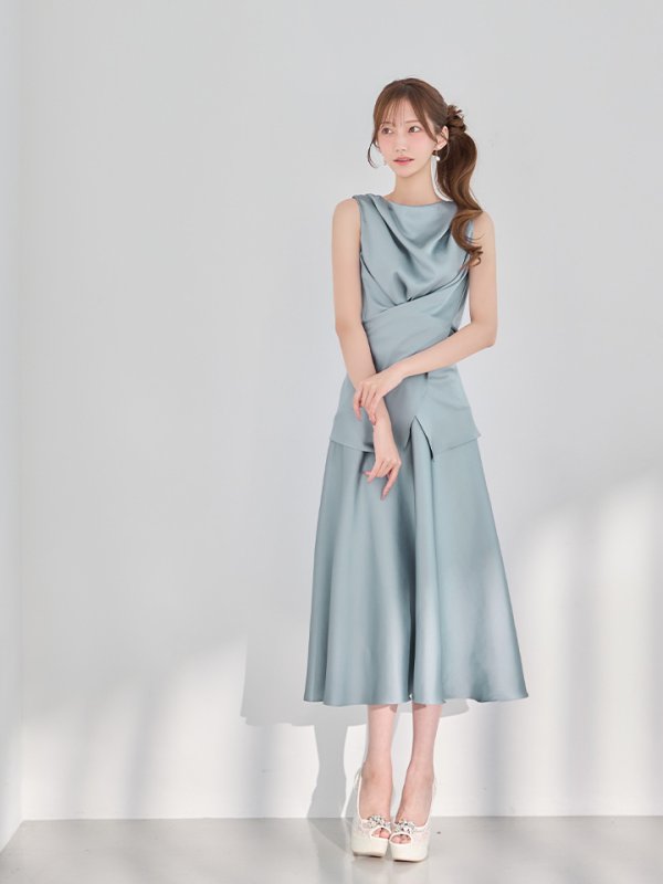 ブルー　モデル：あすか　身長：170cm　着用サイズ：XSサイズ