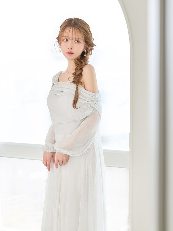 ホワイト　モデル：ゆめ　身長：160cm　着用サイズ：Sサイズ