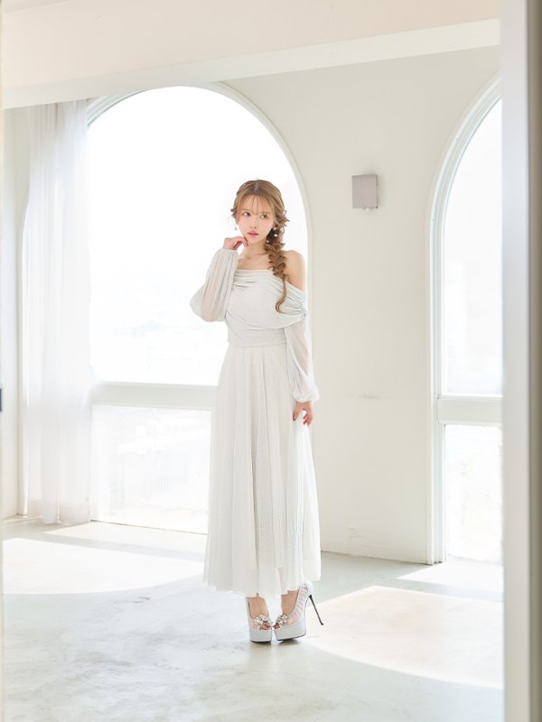 ホワイト　モデル：ゆめ　身長：160cm　着用サイズ：Sサイズ