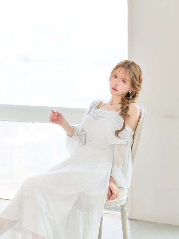 ホワイト　モデル：ゆめ　身長：160cm　着用サイズ：Sサイズ