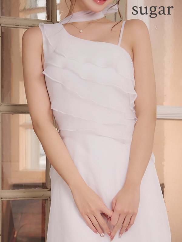 ホワイト　モデル：りな　身長：160cm　着用サイズ：Sサイズ