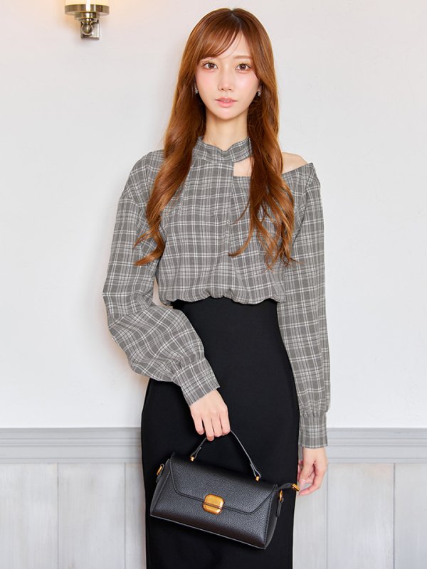 ダークグレー　 モデル：あすか　身長：170cm　着用サイズ：Sサイズ