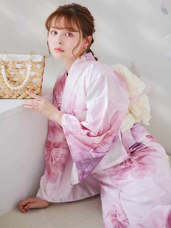 モデル：加藤ナナ　身長：160cm　着用サイズ：Fサイズ