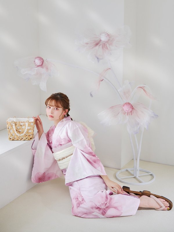 モデル：加藤ナナ　身長：160cm　着用サイズ：Fサイズ