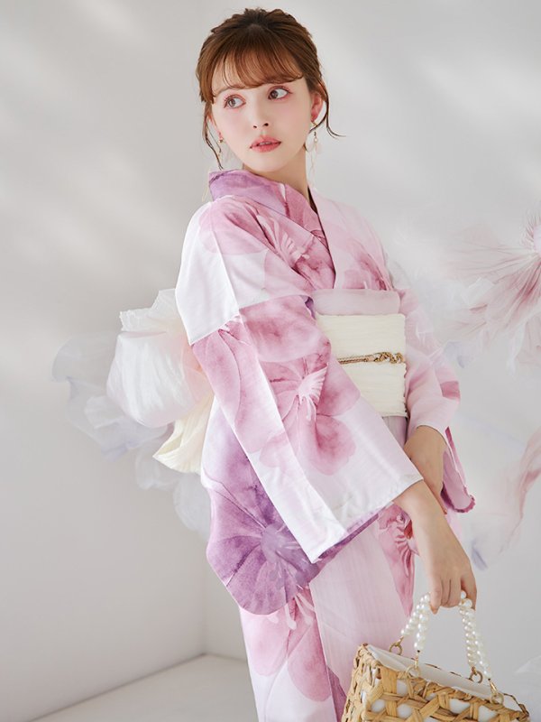 モデル:加藤ナナ 身長:160cm 着用サイズ:Fサイズ