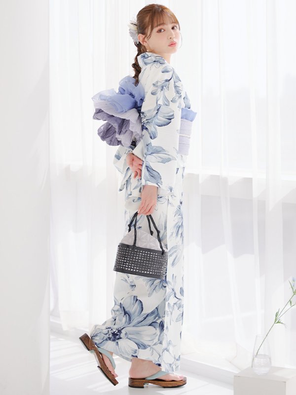 モデル:ちぃぽぽ 身長:158cm 着用サイズ:Fサイズ